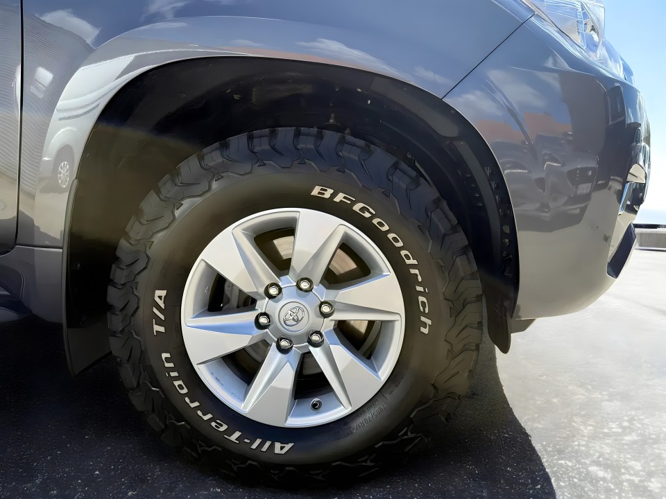 Toyota Land Cruiser - foto 27