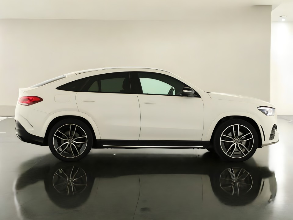Mercedes-Benz GLE Coupe 350e 4MATIC AMG (2)