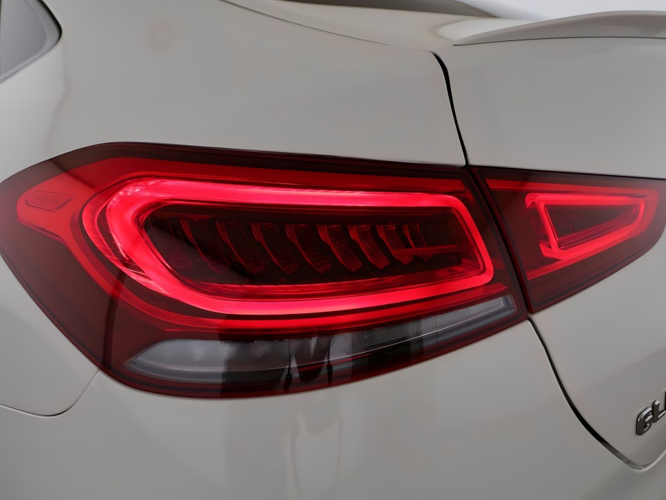 Mercedes-Benz GLE Coupe 350e 4MATIC AMG - foto 16