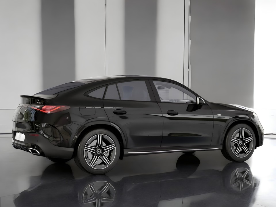 Mercedes-Benz GLC Coupe 300e 4MATIC AMG (4)