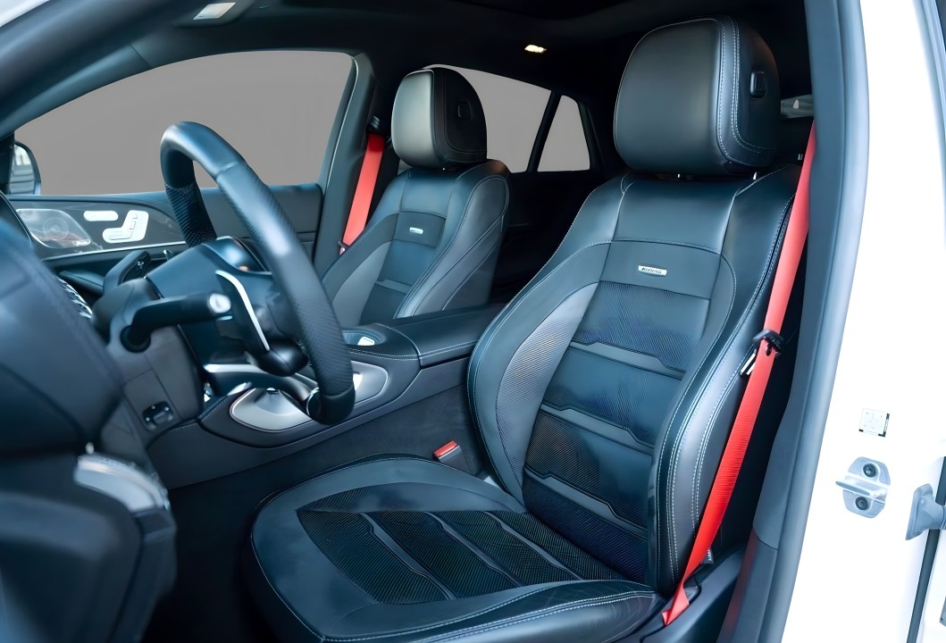 Mercedes-Benz GLE Coupe AMG 53 4MATIC+ - foto 12