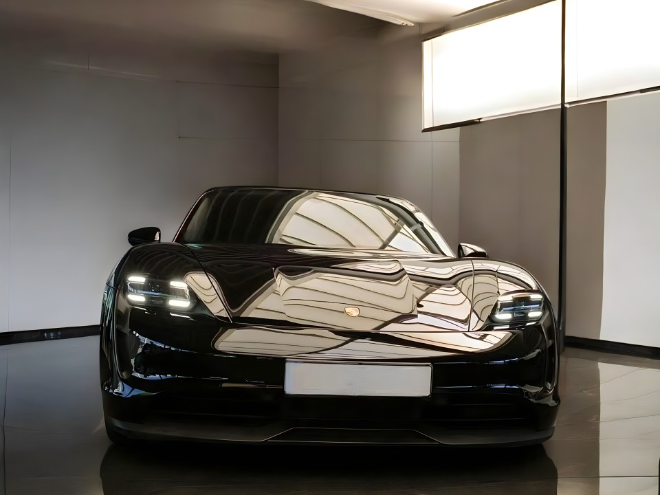 Porsche Taycan Performance - foto 9