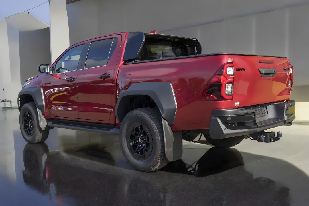 Toyota Hilux 2.8D GR-Sport - foto 6