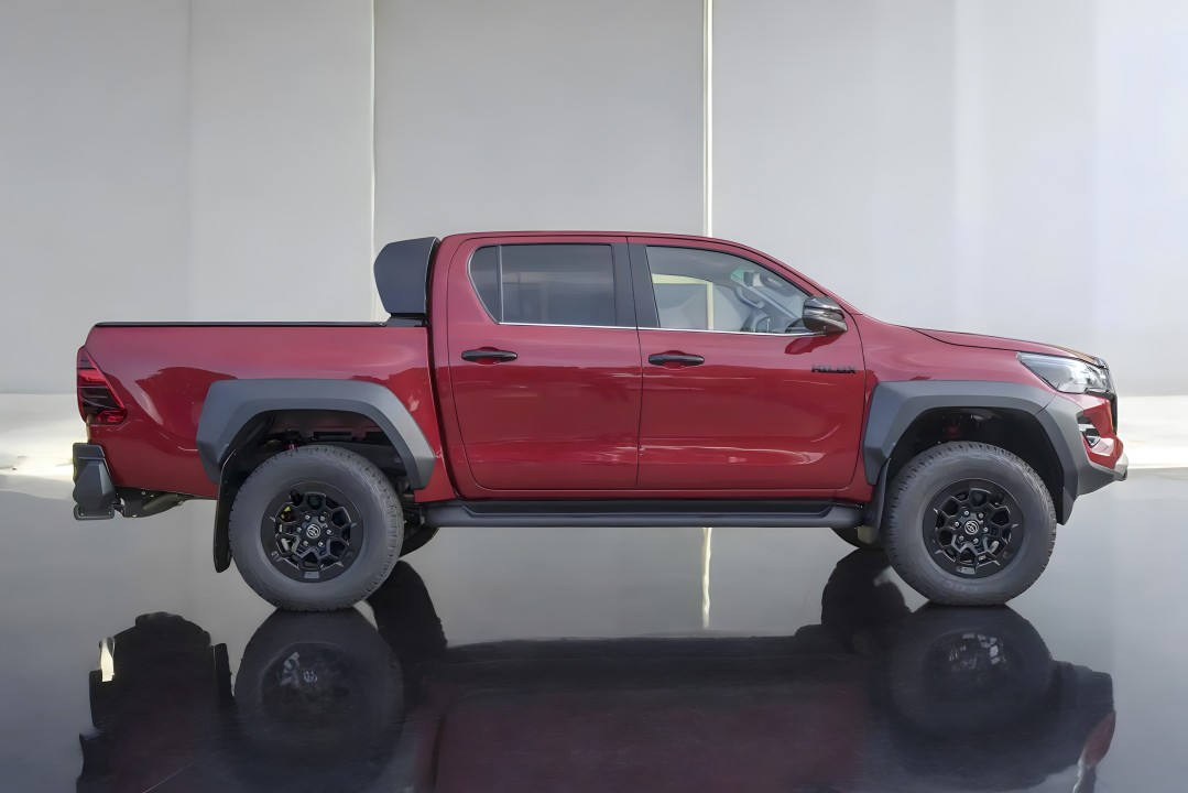 Toyota Hilux 2.8D GR-Sport (4)
