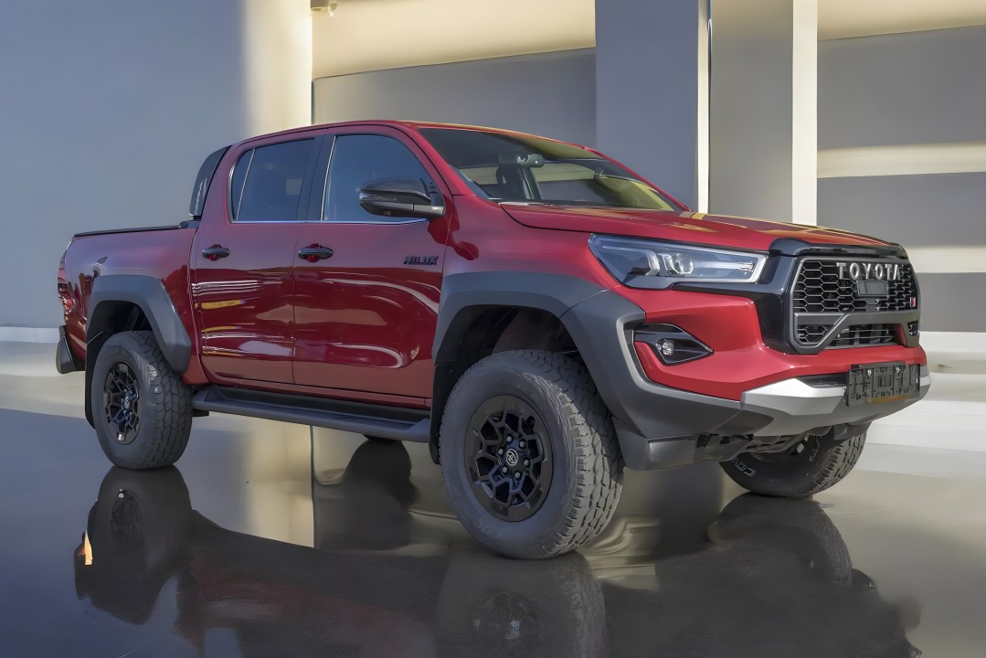 Toyota Hilux 2.8D GR-Sport (2)