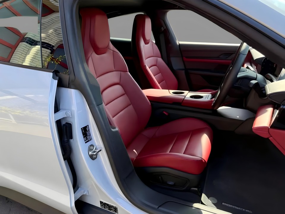 Porsche Taycan Performance (5)