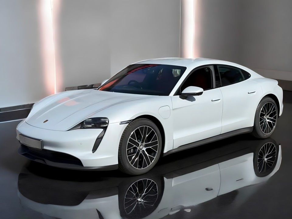 Porsche Taycan Performance (2)