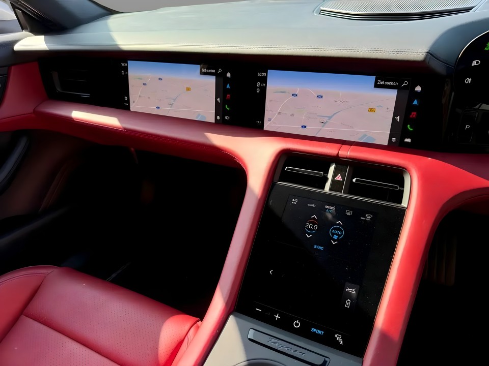 Porsche Taycan Performance - foto 8