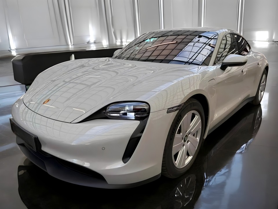 Porsche Taycan Performance (4)