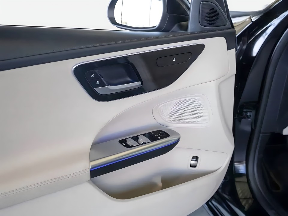 Mercedes-Benz C 200 4MATIC Avantgarde - foto 9