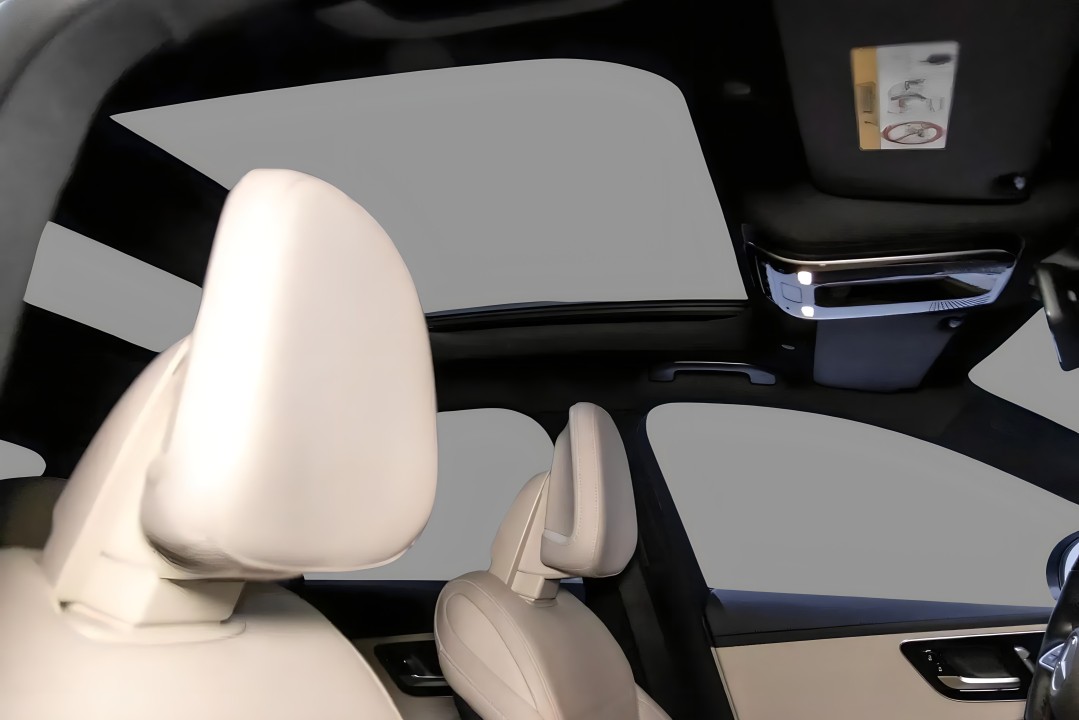 Mercedes-Benz C 300 4MATIC AMG Line - foto 26