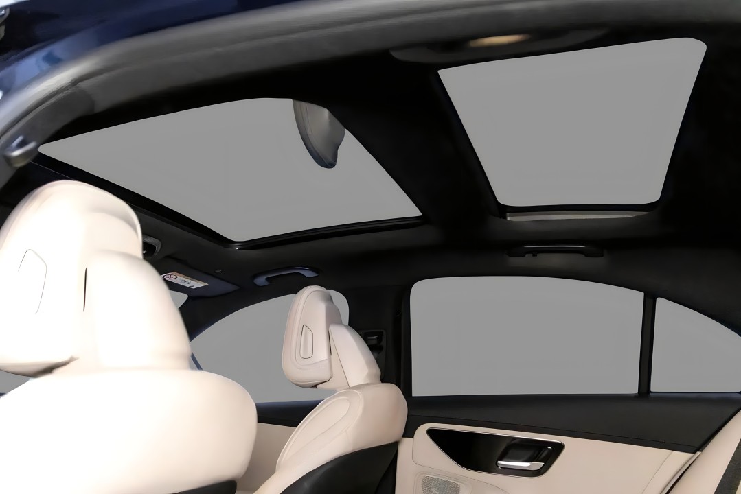 Mercedes-Benz C 300 4MATIC AMG Line - foto 27