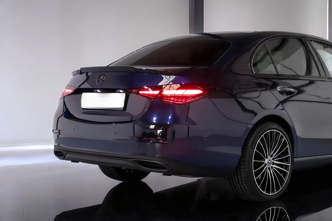 Mercedes-Benz C 300 4MATIC AMG Line - foto 43