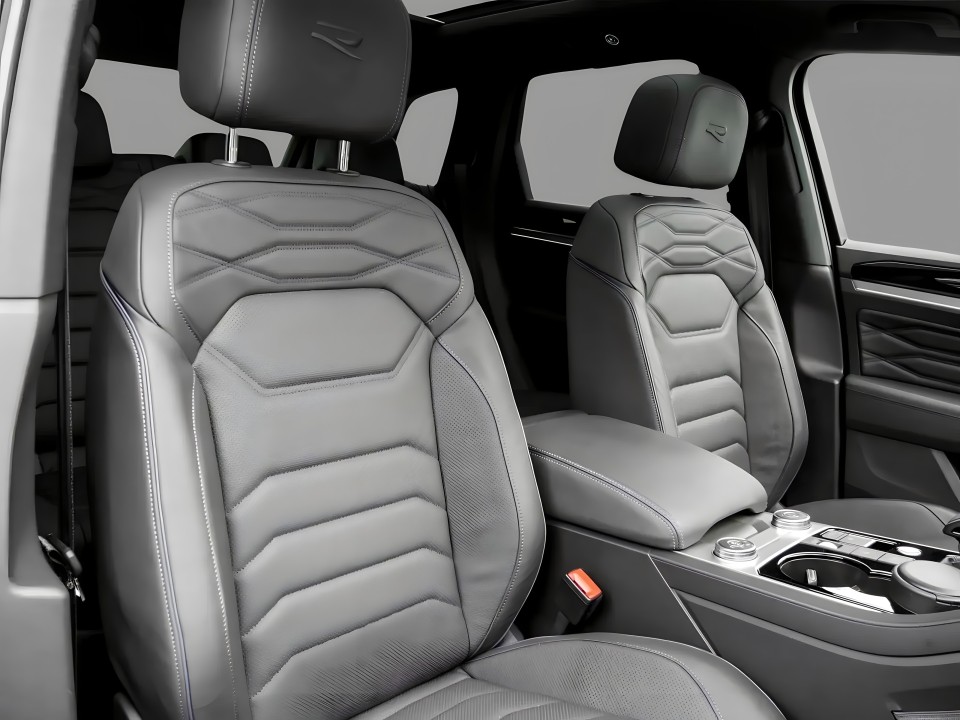 Volkswagen Touareg R - foto 6