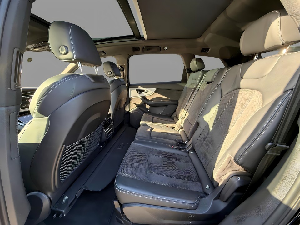 Audi Q7 55 TFSIe Quattro - foto 9