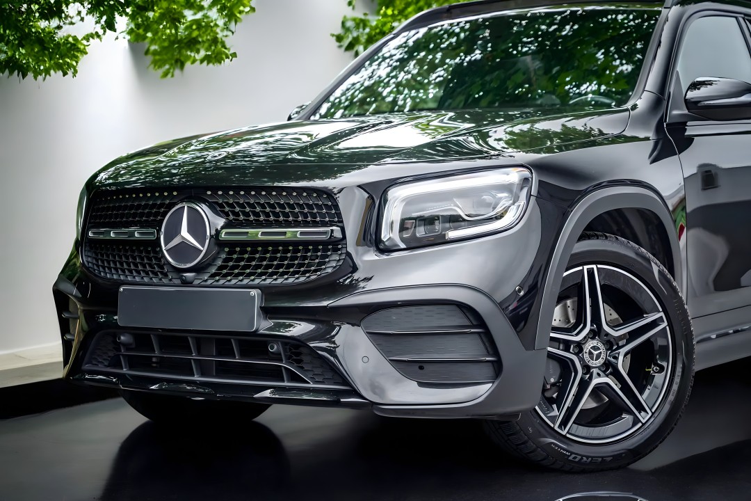 Mercedes-Benz GLB 200 AMG - foto 15