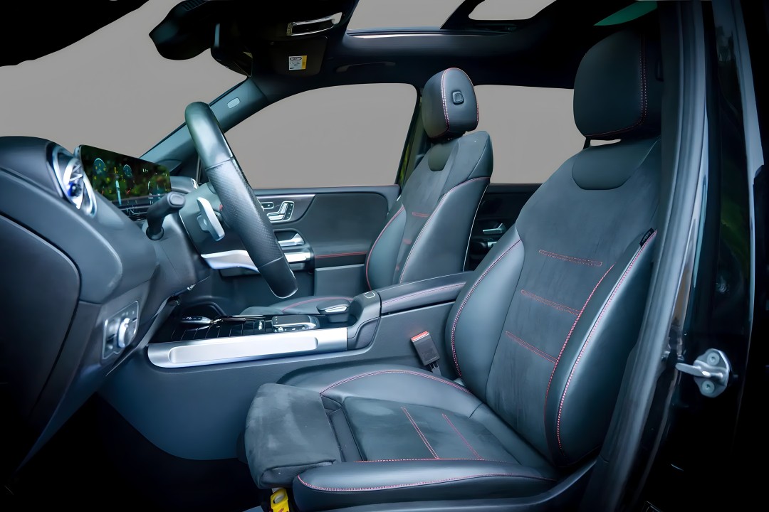 Mercedes-Benz GLB 200 AMG - foto 6