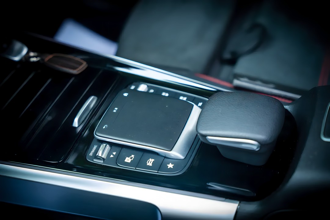 Mercedes-Benz GLB 200 AMG - foto 10