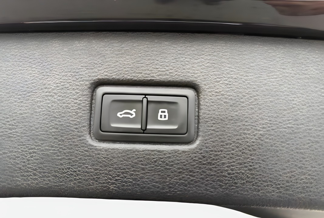 Audi Q7 55 TFSIe quattro - foto 8