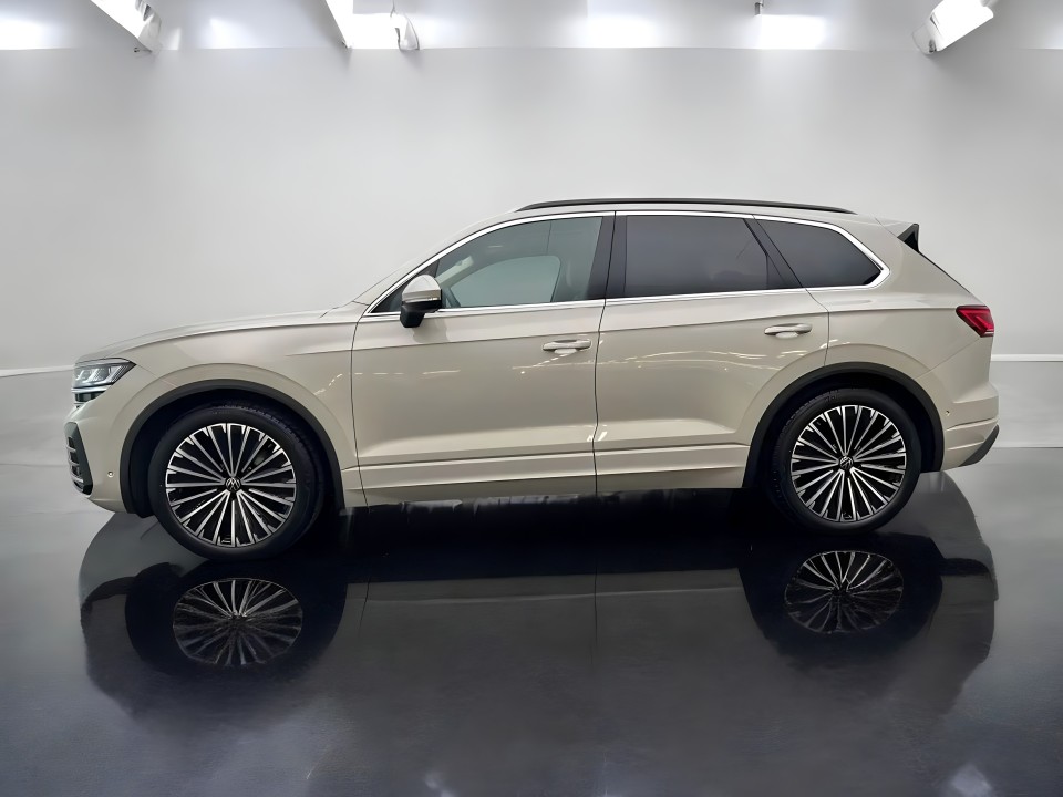 Volkswagen Touareg Elegance V6 TDI (3)