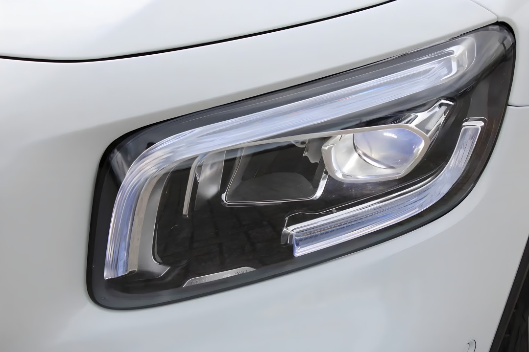 Mercedes-Benz GLB 200 - foto 13