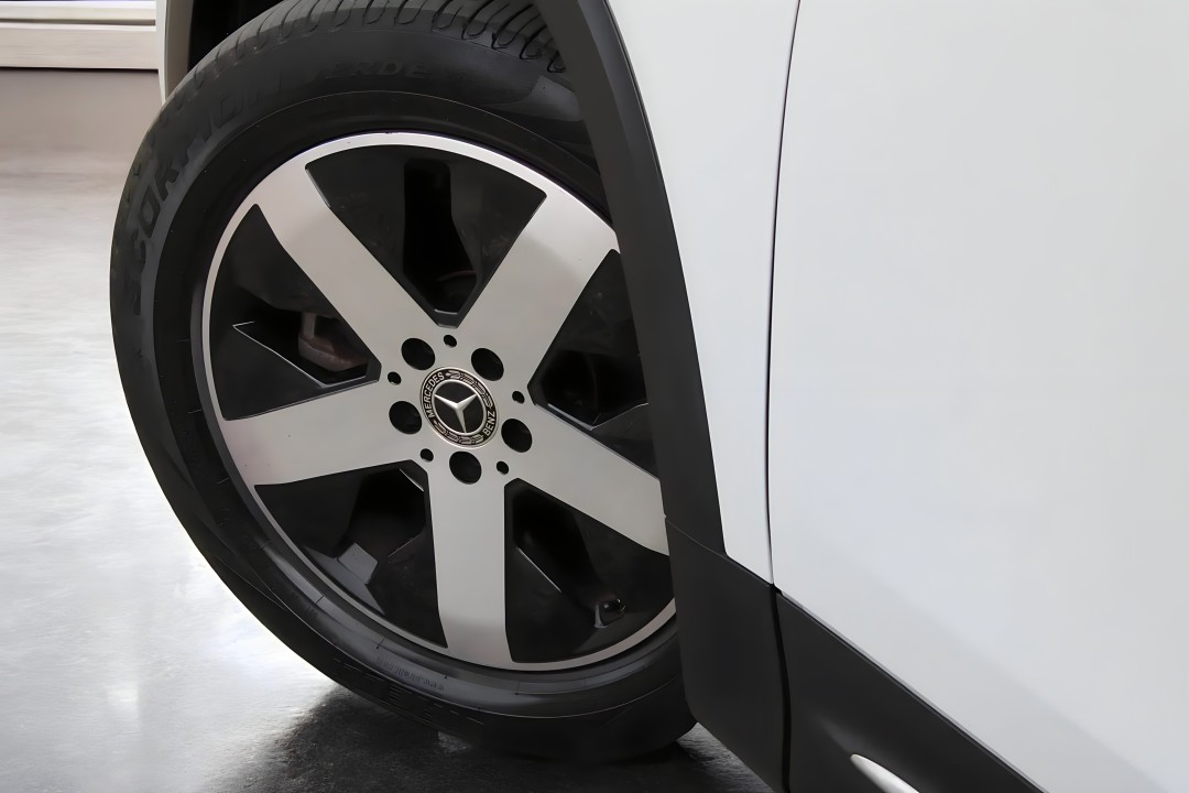 Mercedes-Benz GLB 200 - foto 15