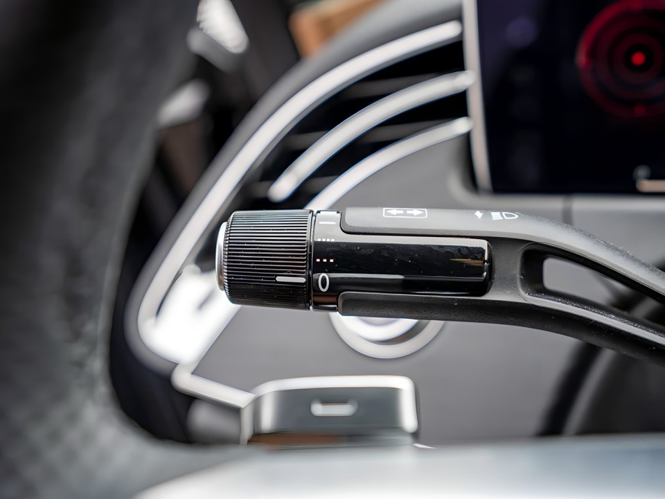 Mercedes-Benz E 300de 4MATIC AMG Line - foto 10