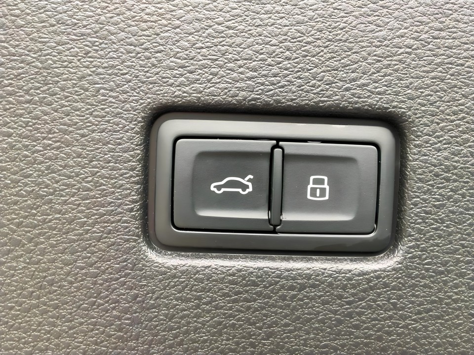 Audi Q8 60 TFSIe Quattro S-Line - foto 16