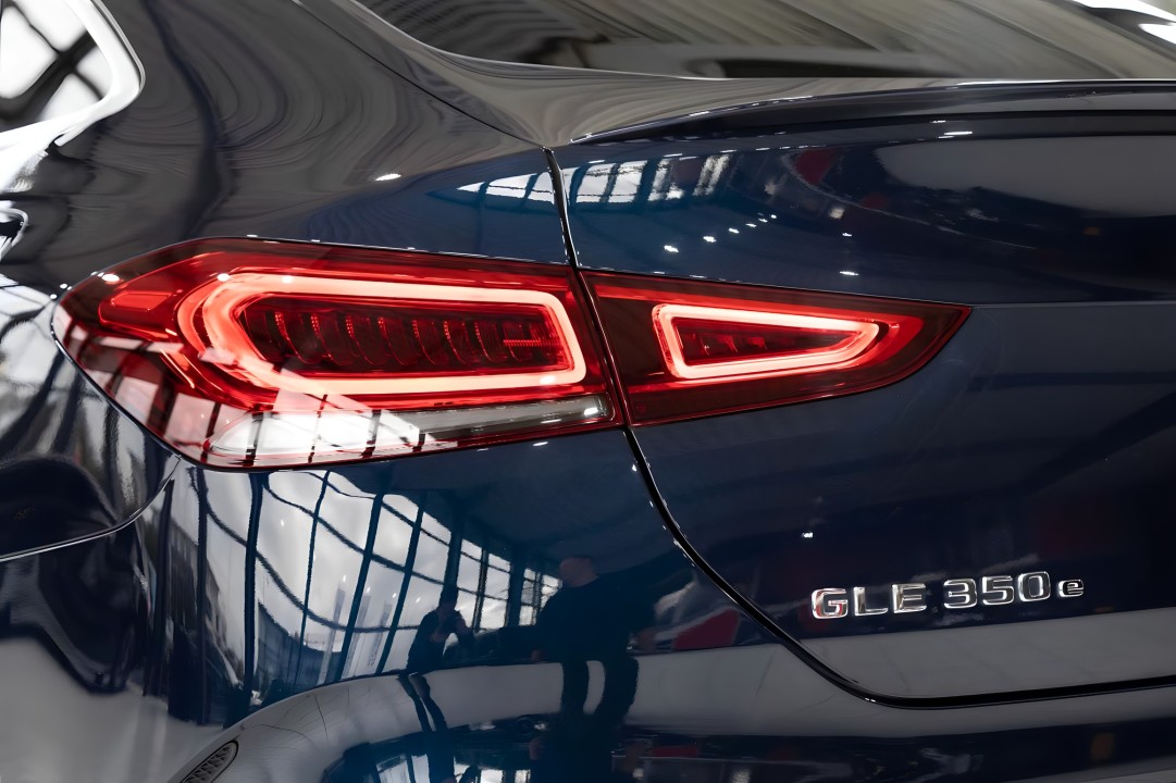 Mercedes-Benz GLE Coupe 350e 4MATIC AMG - foto 22