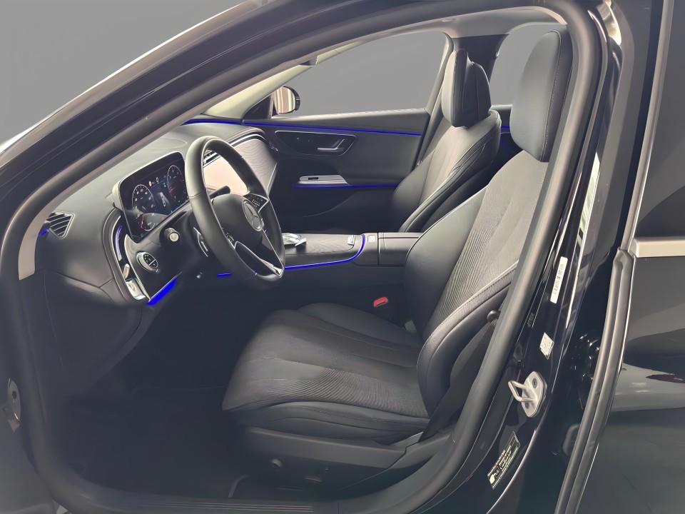 Mercedes-Benz E 220d - foto 9