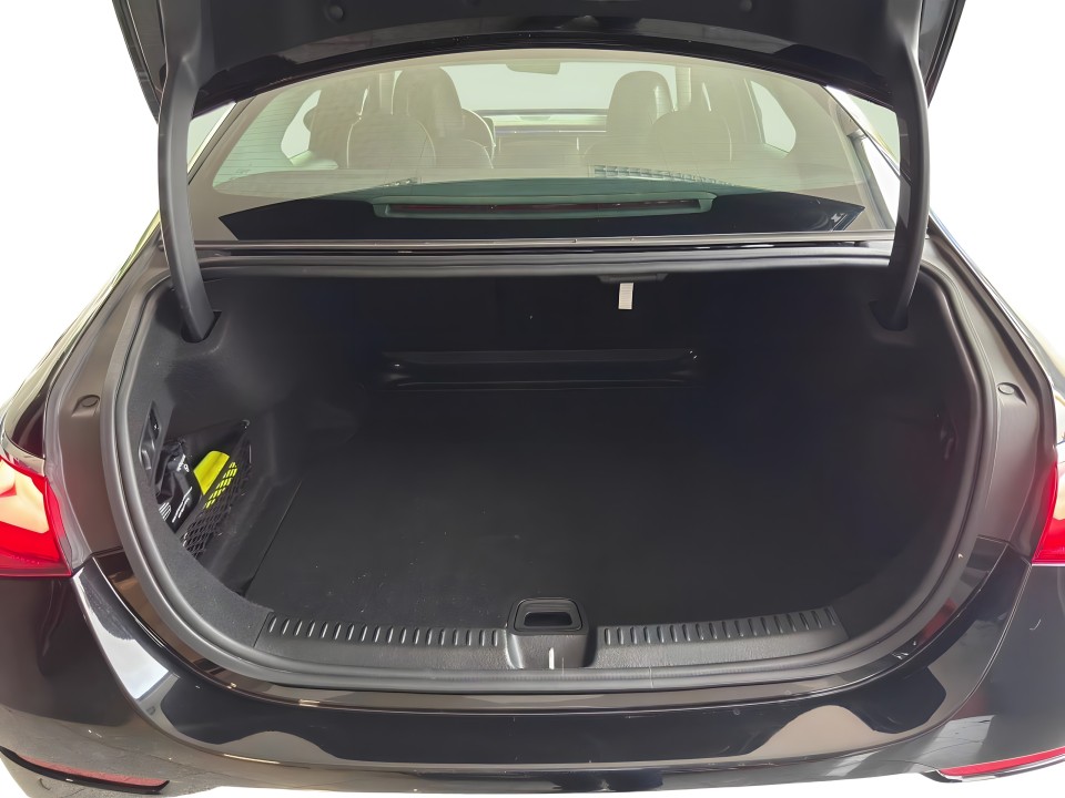 Mercedes-Benz E 220d - foto 32