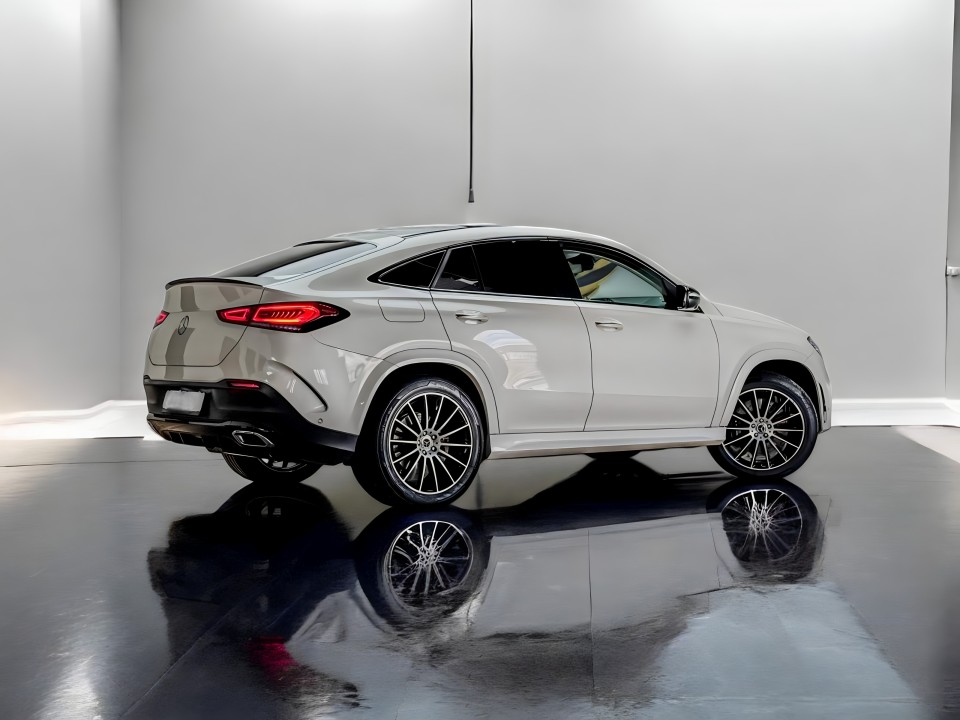 Mercedes-Benz GLE Coupe 400d 4MATIC AMG Line (5)