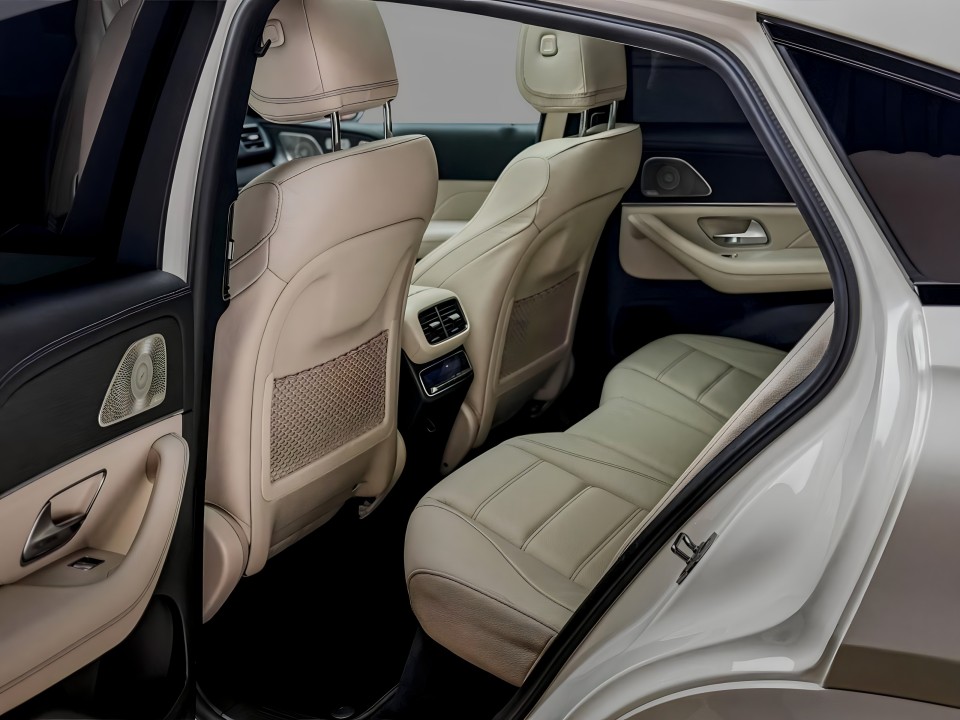 Mercedes-Benz GLE Coupe 400d 4MATIC AMG Line - foto 7