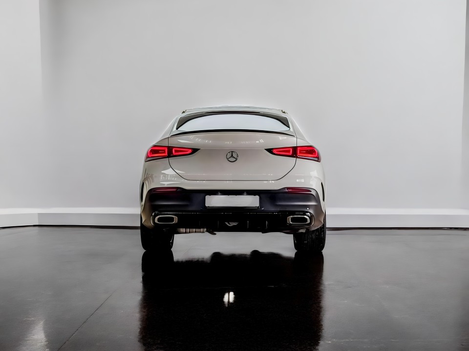 Mercedes-Benz GLE Coupe 400d 4MATIC AMG Line (4)