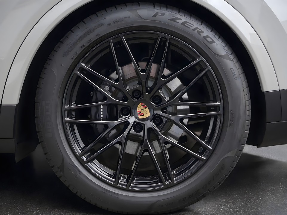 Porsche Cayenne Coupe E-Hybrid - foto 14