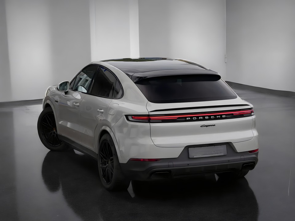 Porsche Cayenne Coupe E-Hybrid (5)