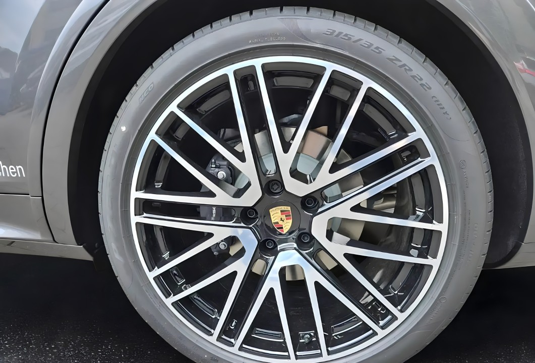 Porsche Cayenne E-Hybrid - foto 14