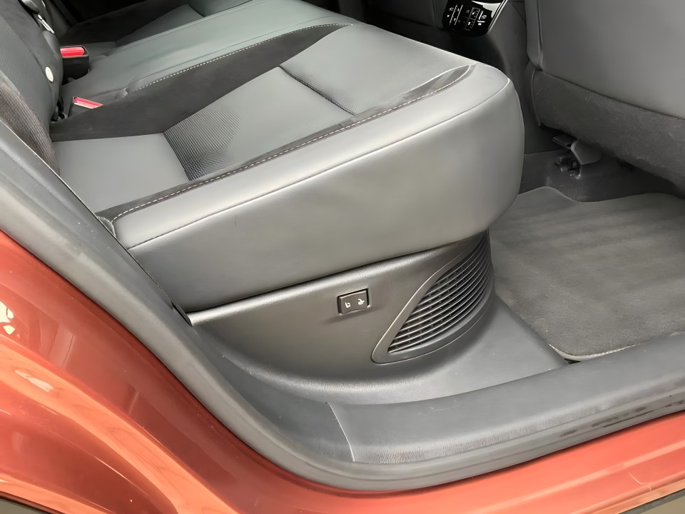 Lexus Seria RX Lexus RX 500h F-Sport - foto 26