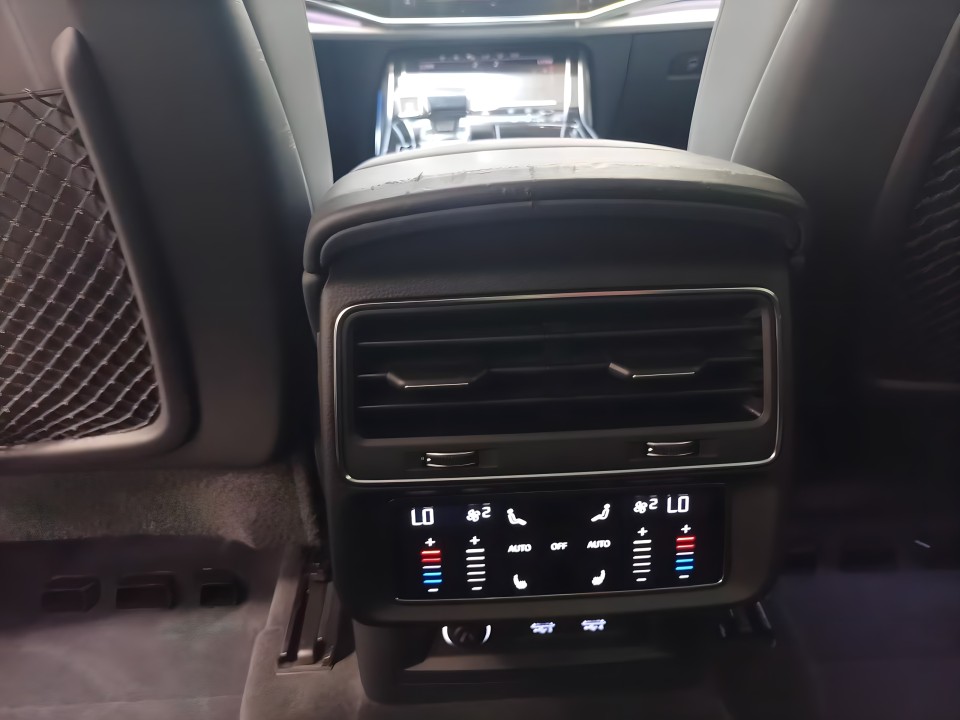 Audi Q8 50TDI quattro tiptronic - foto 15