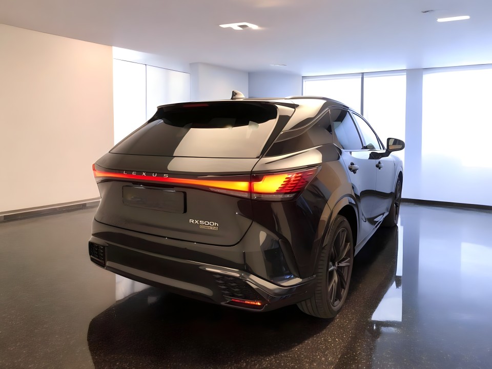 Lexus Seria RX 500h F-Sport (2)