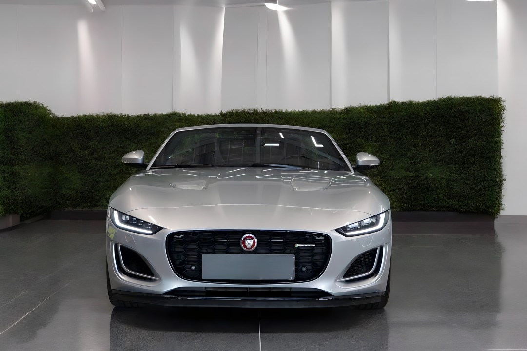 Jaguar F-Type P300 R-Dynamic - foto 6