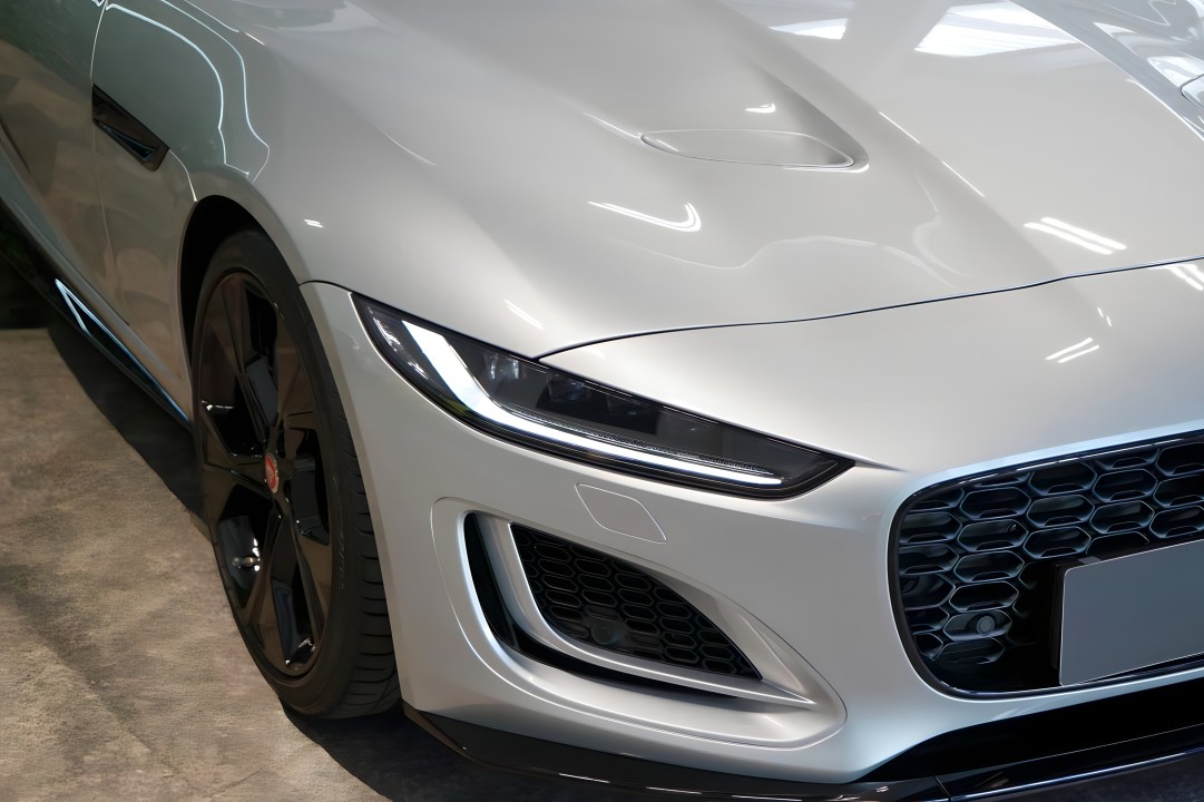 Jaguar F-Type P300 R-Dynamic - foto 20