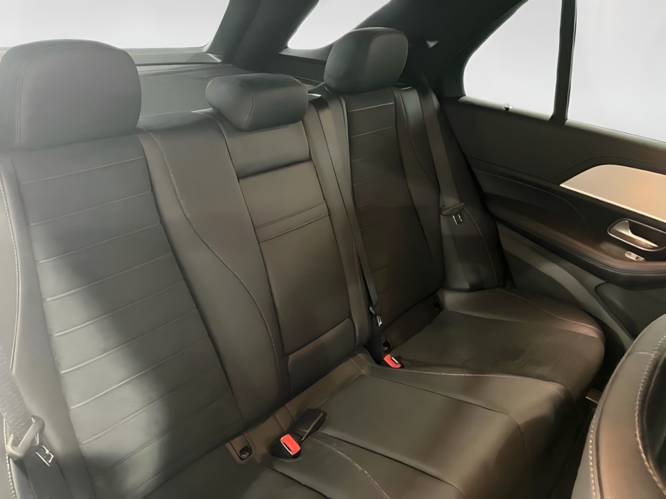 Mercedes-Benz GLE 350de 4MATIC - foto 16