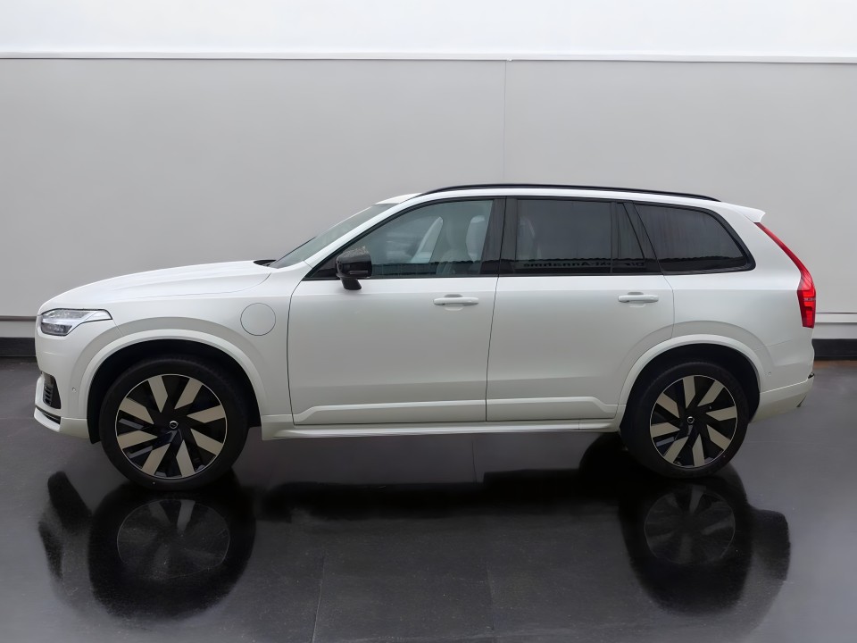 Volvo XC 90 T8 Recharge AWD Plus Dark (5)