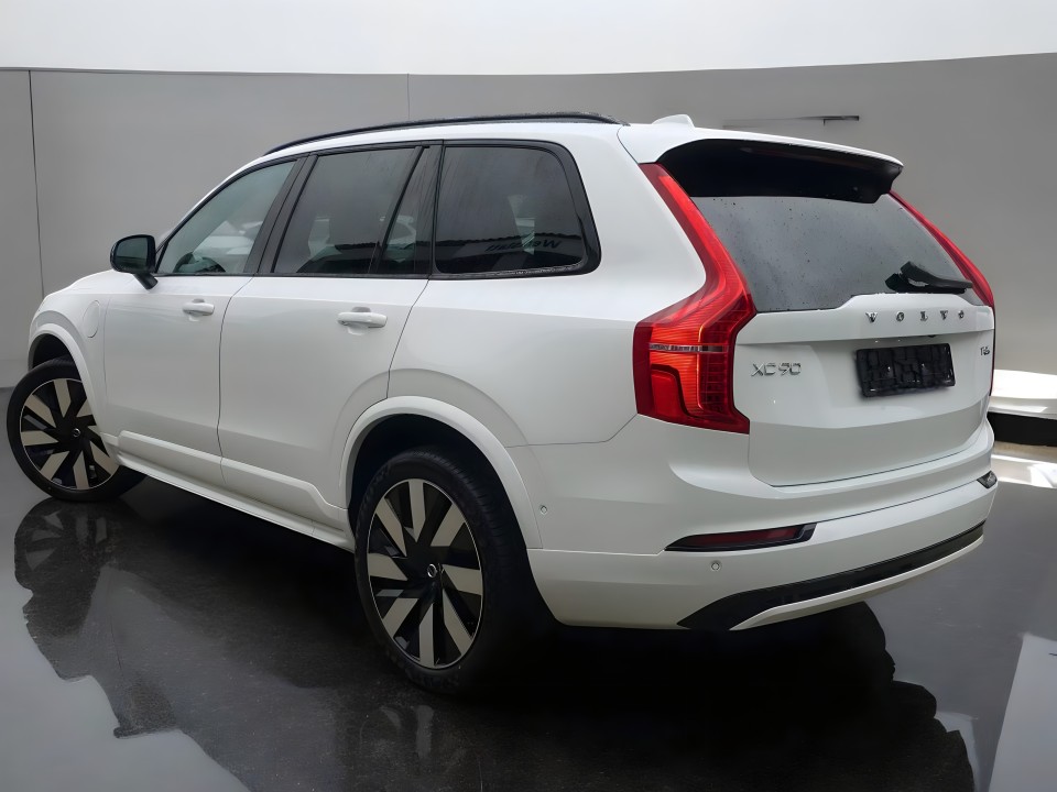 Volvo XC 90 T8 Recharge AWD Plus Dark (4)