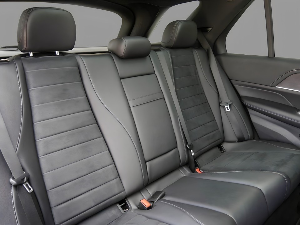Mercedes-Benz GLE 350de 4MATIC AMG Line (4)