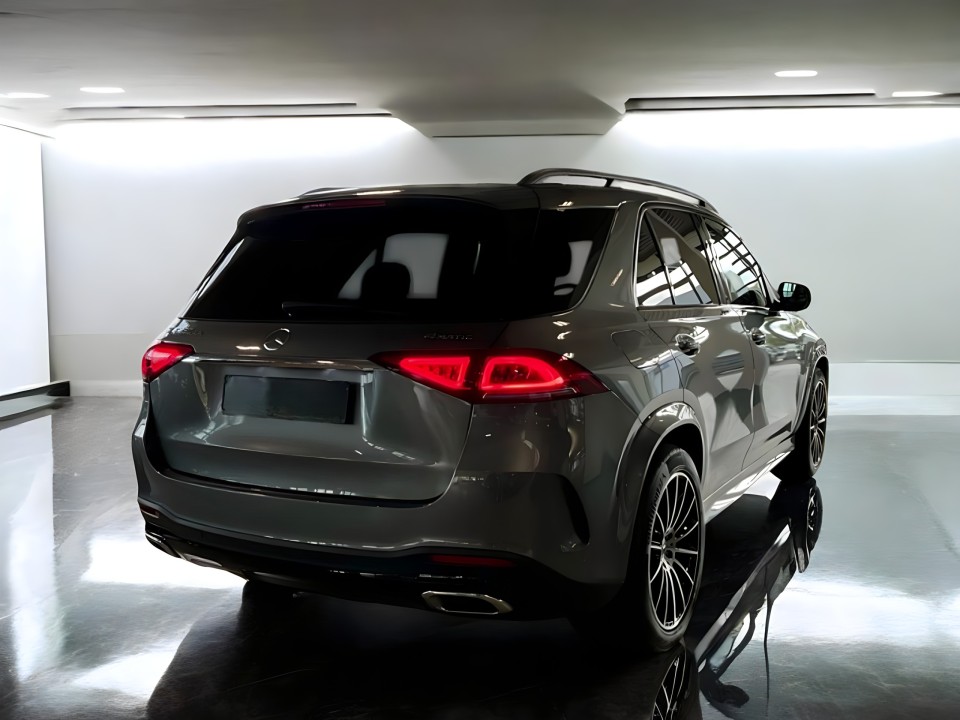 Mercedes-Benz GLE 350de 4MATIC AMG Line (5)
