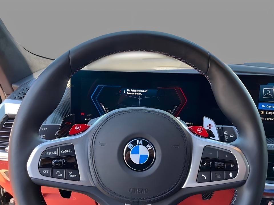 BMW XM 50e - foto 13