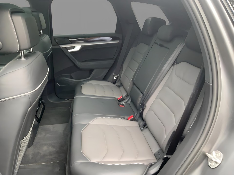 Volkswagen Touareg V6 TDI R-Line - foto 19