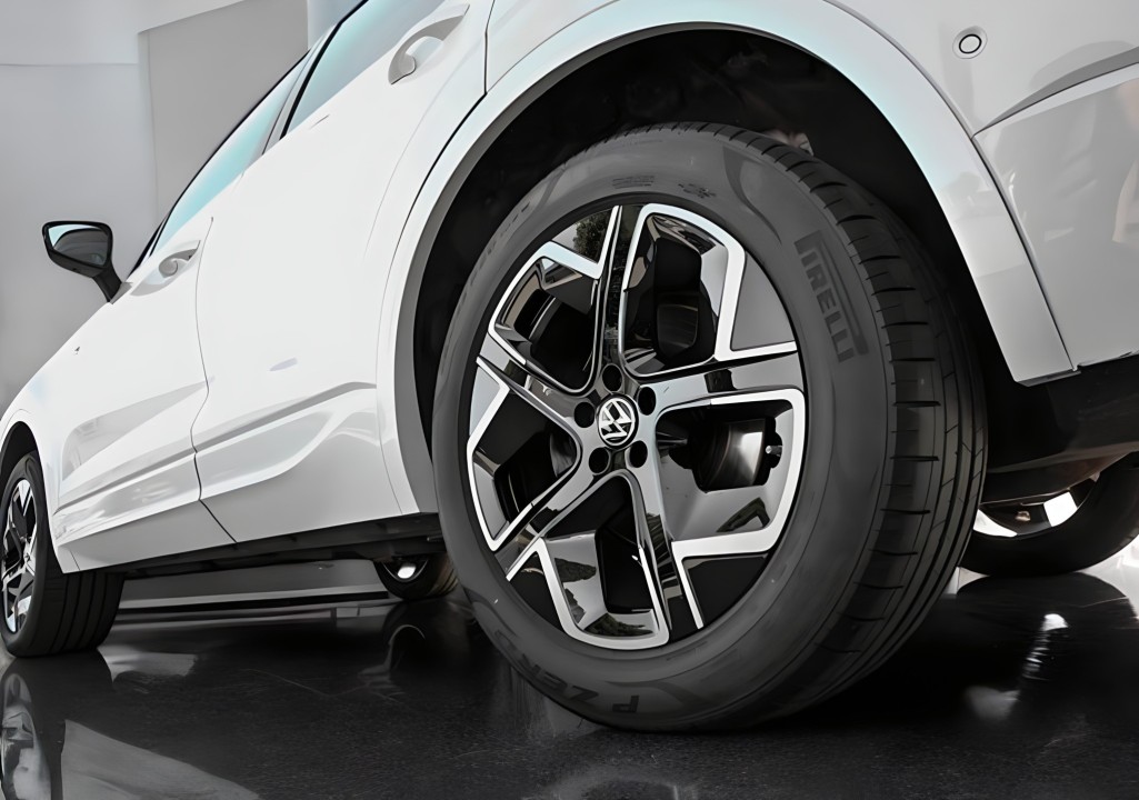 Volkswagen Touareg V6 TDI R-Line - foto 15